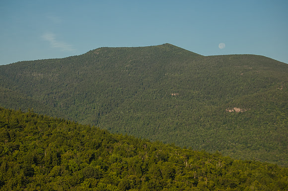 Moon sets over North Moat Mountain